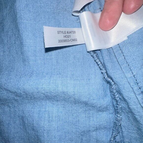 J Crew Chambray shirt in signature fit (Denim/Lovers Lane Wash) - Picture 4 of 10